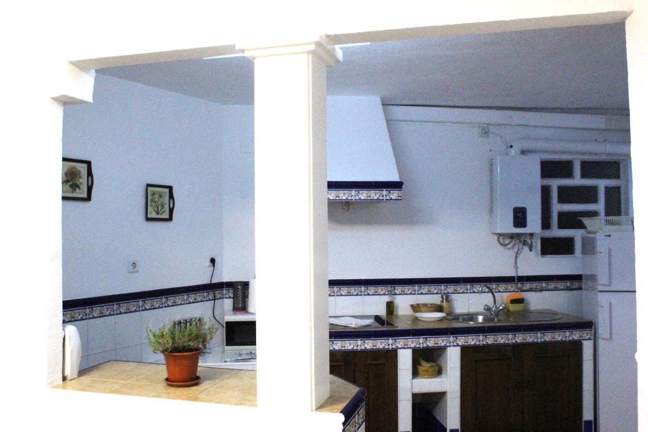 Al Pie Del Camarin Con Parking Gratis Apartment Jaén